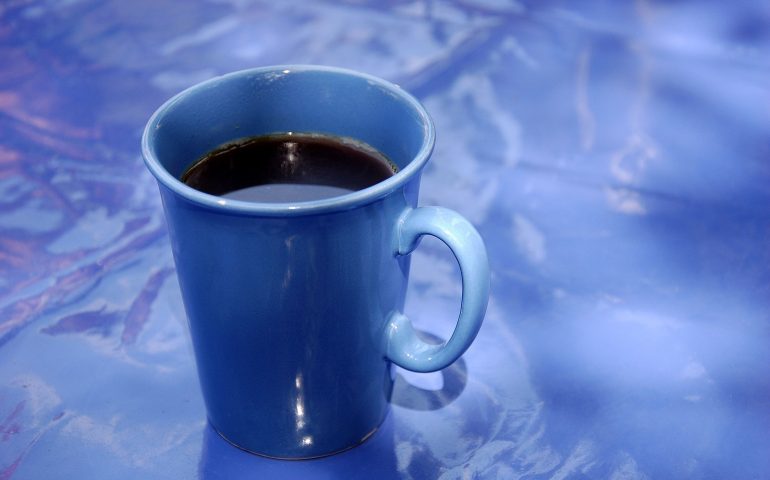Image of blue coffee cup used in Chichester locksmiths blog